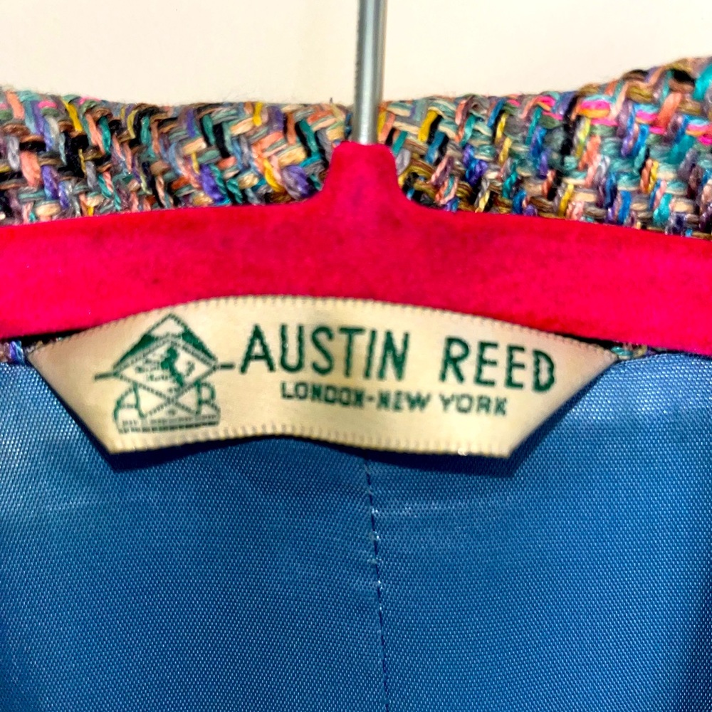 Vintage 1980s Austin Reed Silk Blazer - Picture 5 of 11